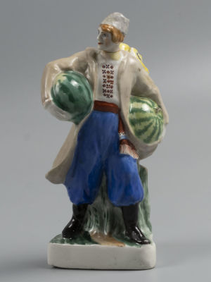 Ск. Н. Данько. Украинец с арбузами. Статуэтка. Фарфор ЛФЗ. 1930-е гг. Фарфоровая статуэтка 