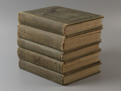 Лермонтов М.Ю. Полное собрание сочинений М. Ю. Лермонтова. Тома 1-5. Комплект. СПб., 1910-1913. 