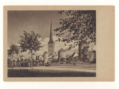 Эстония. Таллин. Башенная площадь. Довоенная открытка. 4667 113. Размеры 9,2х13,6 см. Имеются 