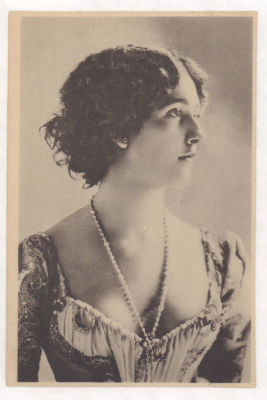 Лина Кавальери. Оперная певица. Фотомодель. Фотооткрытка. Начало ХХ в. 2326 Размеры 9,0х13,7 