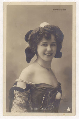 Женский портрет. Мода. Шляпка. Наряд. Фотооткрытка. Начало ХХ в. 2332 Серия 554, 12. Размеры 8 