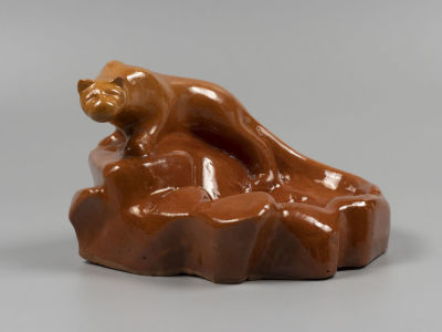 Пепельница. Пантера. Обливная керамика. 1930-е гг. Размер 9,5х14х13,5 см. 
Кракелюр. Общие 