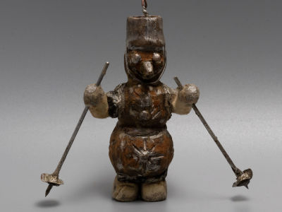 Елочная игрушка. Снеговик. Кустарное производство. 1930-е гг. Размер 8х93 см. 
Общие потертости 