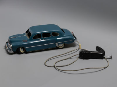 Механическая игрушка. Газ 21-12 номер ЛЕ 62-45. Масштабная модель с дистанционным управлении. 