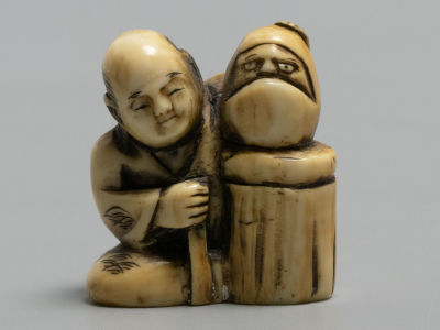 Нэцкэ. Японец сидящий с головой в руках. Слоновая кость, резьба. Подпись автора. Япония. Кон. XIX в.