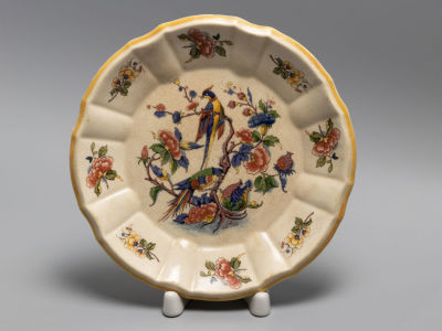 Птички. Декоративная тарелка. Фаянс, роспись. ROUEN V&B.M Made in Saar Basin 1570. Сер. XIX в. Д 