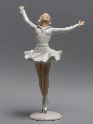 Фигуристка. Статуэтка. Фарфор. ShauBachKunst. Германия. 1960-е гг. Размер: высота 23 см. 