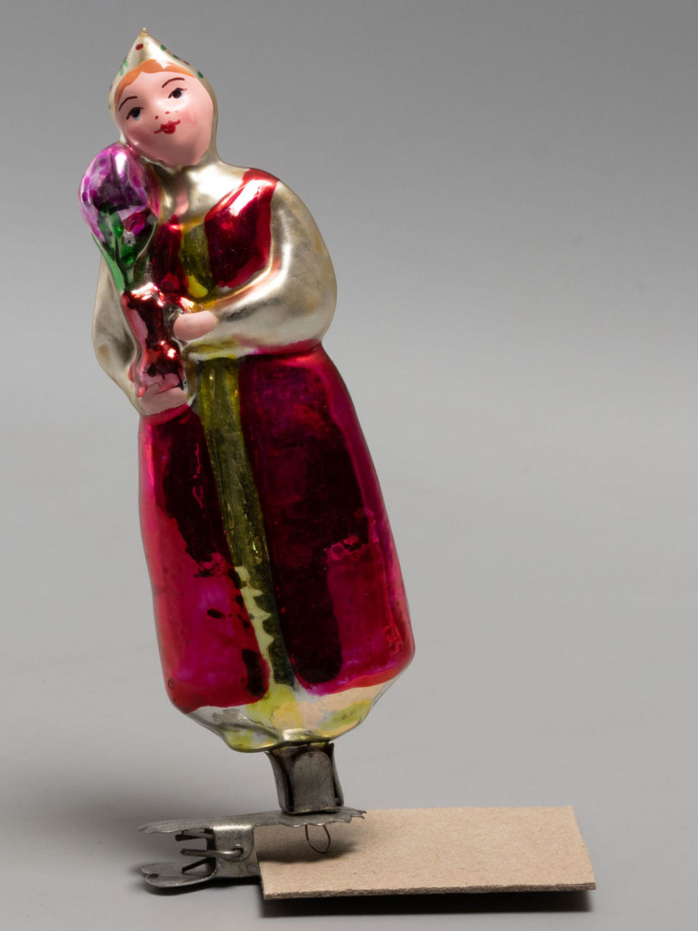 Елочная игрушка. &laquo;Аленький цветочек&raquo;. Стекло, роспись. Артель &laquo;Культигрушка&raquo;. СССР. 1950–1960-е гг.