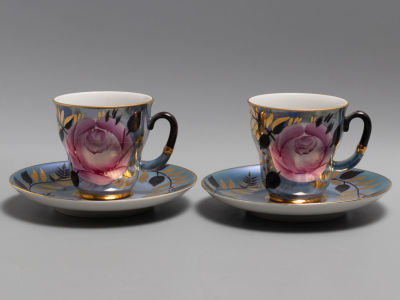 Чайные пары (2 шт.) Синие с цветочными мотивами. Фарфор. ЛФЗ.1970-1980-е гг. Размеры: чашка 