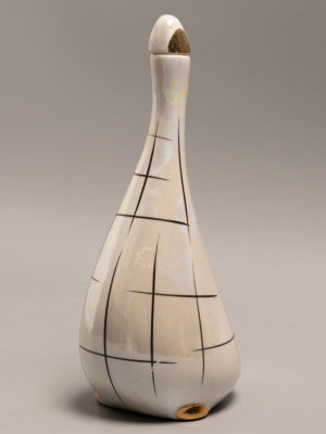 [Советский минимализм 1960х] Графин "Лебедь" Фарфор Артель Прогресс Ленинград 1960-е гг. Высота 