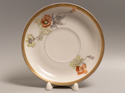 Блюдце "Маки". Фарфор Гарднера в Вербилках. Редкое раннее советское клеймо 1918-1920 гг. Диаметр 