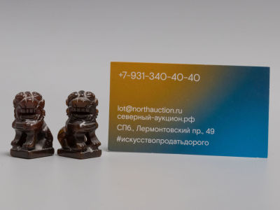 Собака Фу. Миниатюра. 2шт. Резьба по камню. Китай 1990-е гг. Высота 3.5 см. Следы бытования. 
