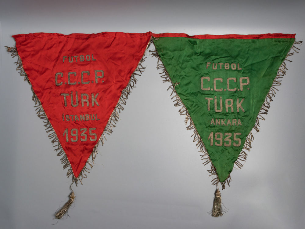 [История советского футбола] СССР-Турция. Анкара и Стамбул 1935 г. Два памятных футбольных вымпела.