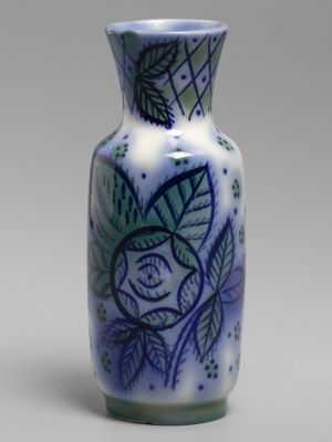 Авт. В.М.Городецкий. Вазочка. (зеленые с синим листики) Подглазурная роспись. Кобальт. Фарфор 