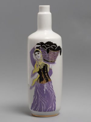 Авт. А.К.Блак &laquo;Грузинка с виноградом&raquo;. Графин. Деколь. Фарфор. ЛФЗ. 1960-е гг. Размеры: высота 