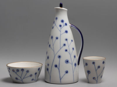 Авт. Городецкий В.М. Набор из 3 пр.: кувшин, пиала, стакан. Роспись &laquo;Веточка&raquo;. Фарфор. ЛФЗ. 