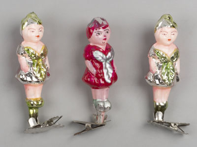 Елочные игрушки (3 шт.) &laquo;Земляничка&raquo; На прищепке. Стекло, роспись. 1950-1960-е гг. Размеры 10 