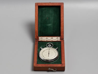 Секундомер "С-II-16" двухстрелочный 30-секундный. В футляре с паспортом. 2-ой Московский 