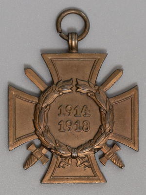 Медаль. Почетный крест ПМВ 1914-1918 гг. Германия. Размер 43х38 мм. Производитель "PSL". Металл. 