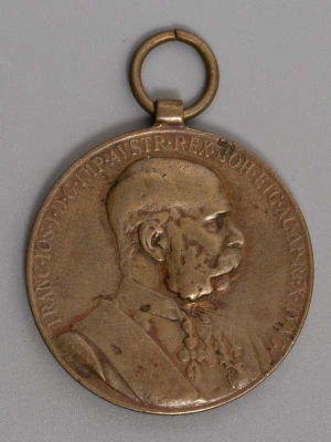 Медаль в честь 50-летия правления Франца-Иосифа I. Австро-Венгрия 1898 г. Диаметр 34 мм. 