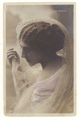 Lilia Declos. Женская головка. Прическа. Цветная открытка. Начало ХХв. 3731 F.K. Paris. 323. 