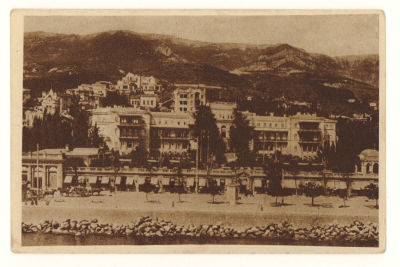 Крым. Ялта. Гостиница &laquo;Россия&raquo;. Довоенная открытка. 3893 КРЫМГОСИЗДАТ, Симферополь. Размеры 14 