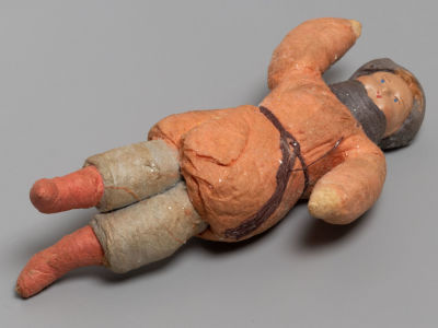 Елочная игрушка. Хлопец. Вата, папье-маше. СССР. 1950-е гг. Размер 11,5х6,3х3,5 см. 
Общие 