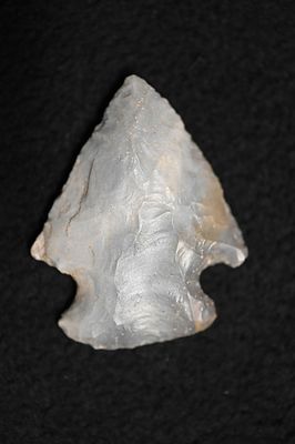 2 1/8" Snyders Arrowhead Found in Eastern Illinois. Condition: Authentic