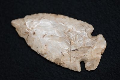 2 15/16" Dovetail Found in Eastern Illinois. Condition: Authentic