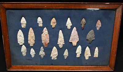 20 Arrowheads Found in Logan Co. Illinois Ex: Dean Downing Collection Displayed in a 13 1/2" x 