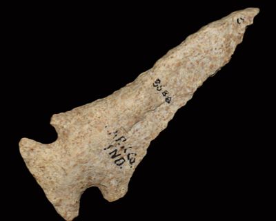 3 1/16" Hardove found in Clark County, Indiana. A heavily resharpened example of the type. Ex 