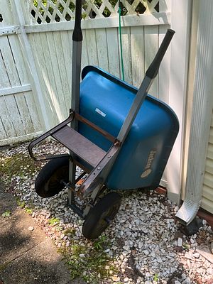 Jackson Wheelbarrow. Hard plastic. Good condition.