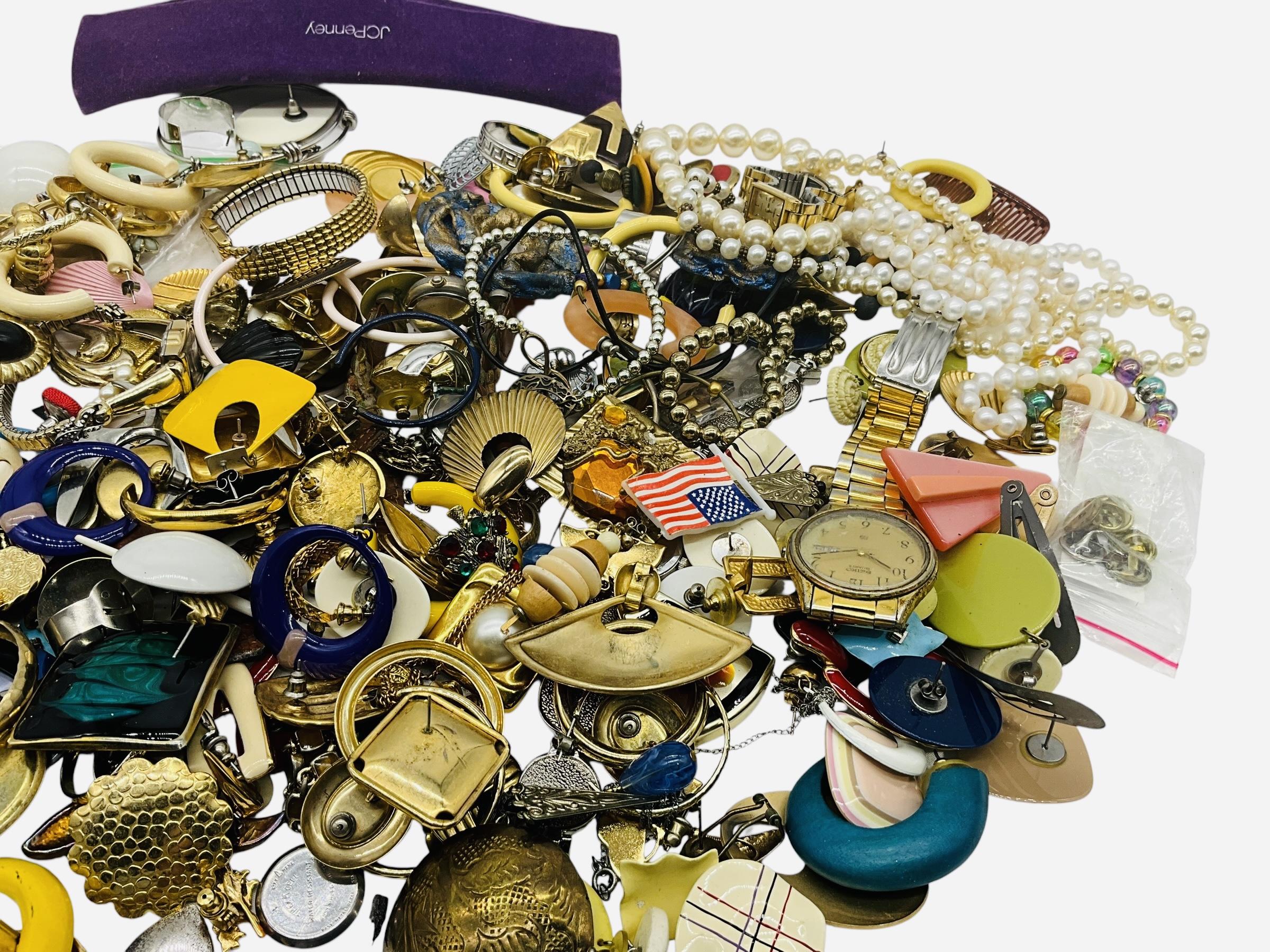 Large Lot Mixed Jewelry Watches Beads Brooches