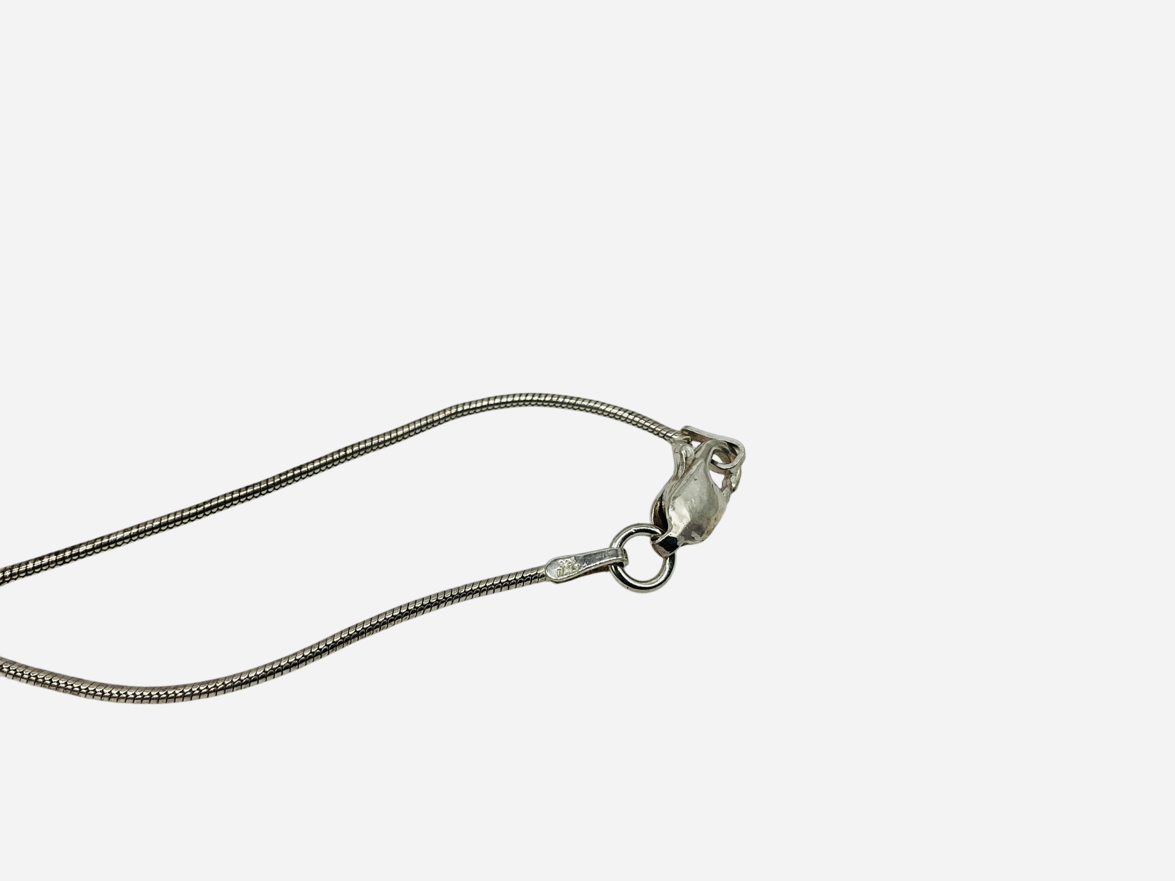 Sterling Silver Necklace w/ Leaf Pendant