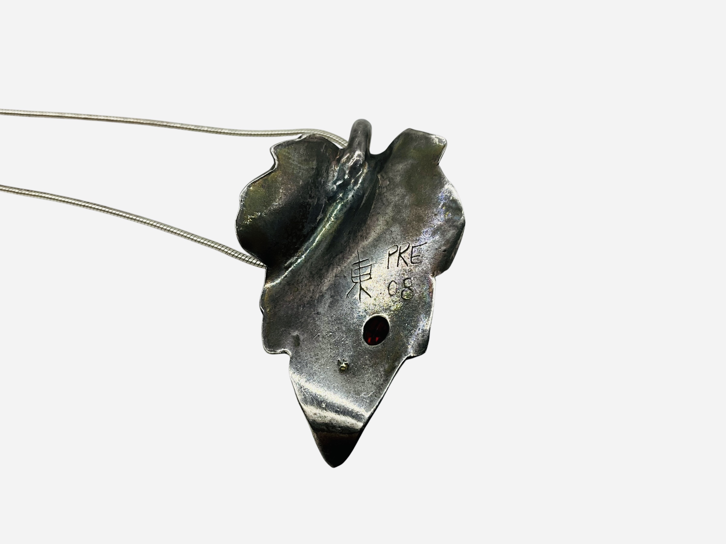 Sterling Silver Necklace w/ Leaf Pendant