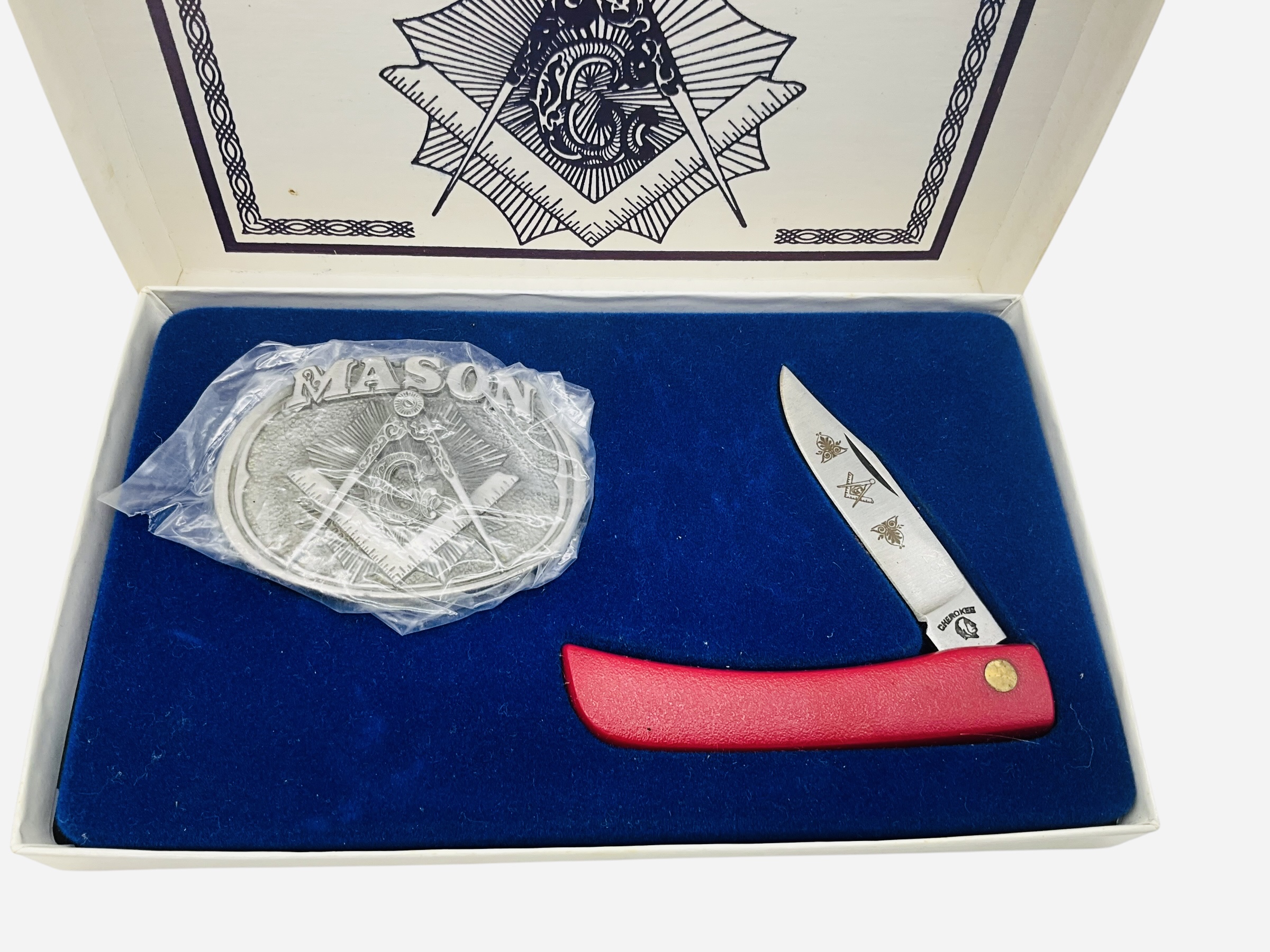 Cherokee Mason Knife & Belt Buckle Box Set