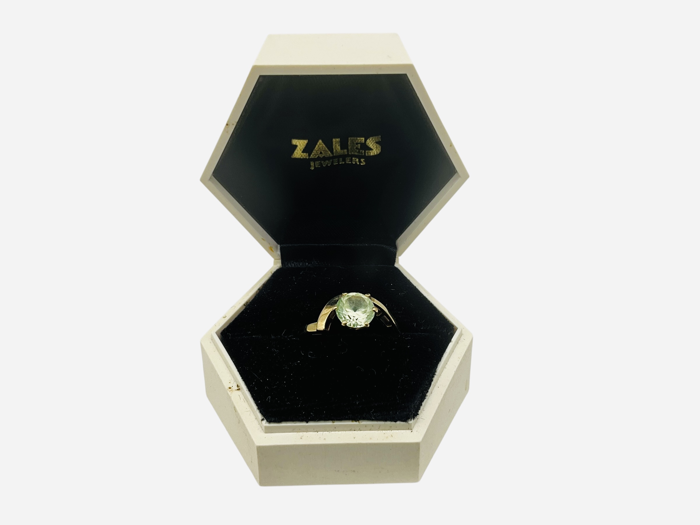 10K Gold Ring With Peridot Stone