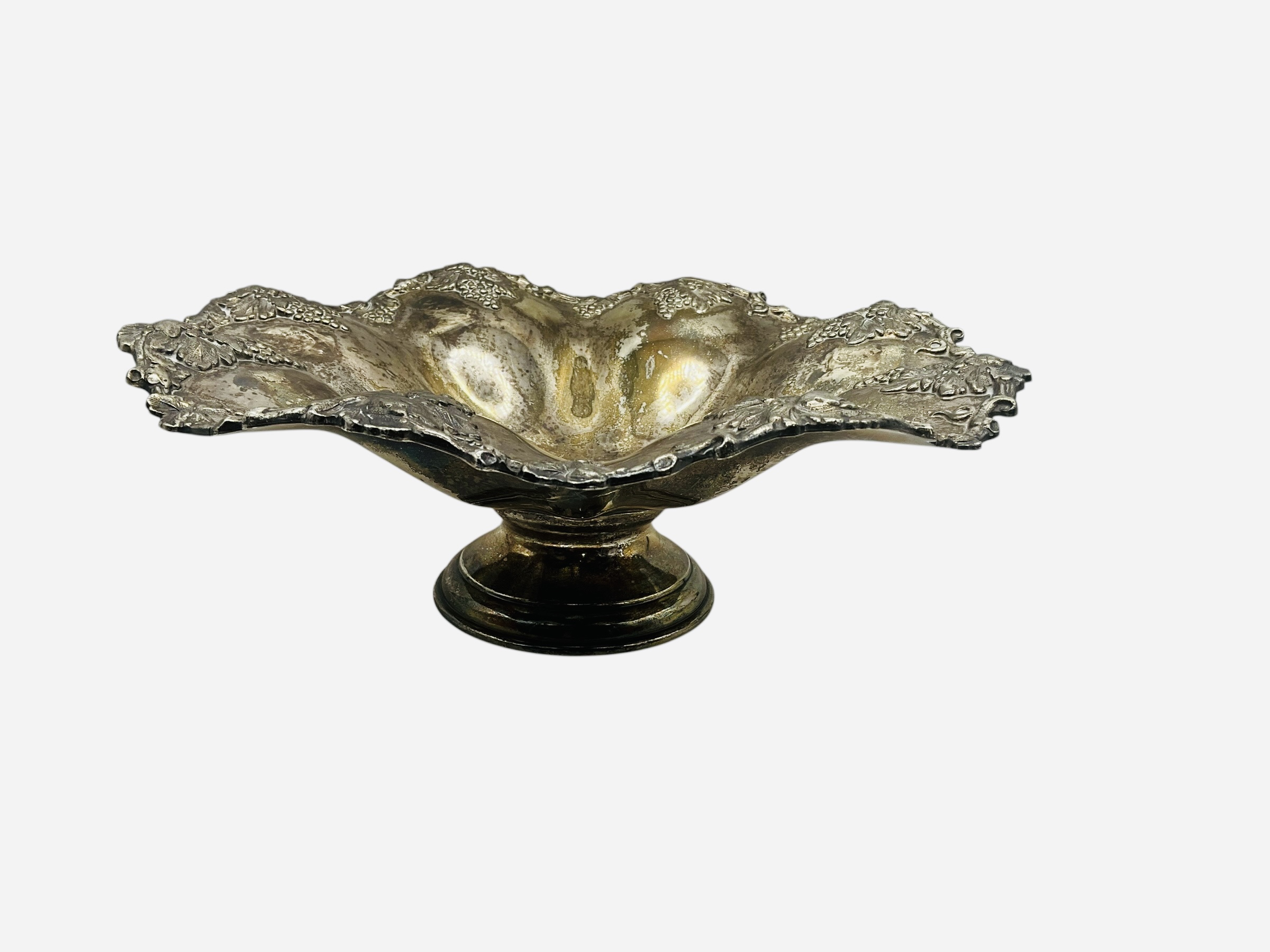 Sheffield Silver On Copper 156 Ruffled Edge Centerpiece