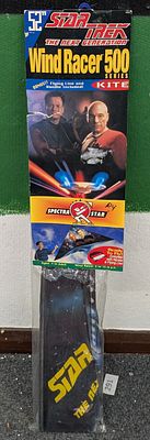 Unopened Spectra Star Star Trek: The Next Generation Wind Racer 500 Series Kite, 1994