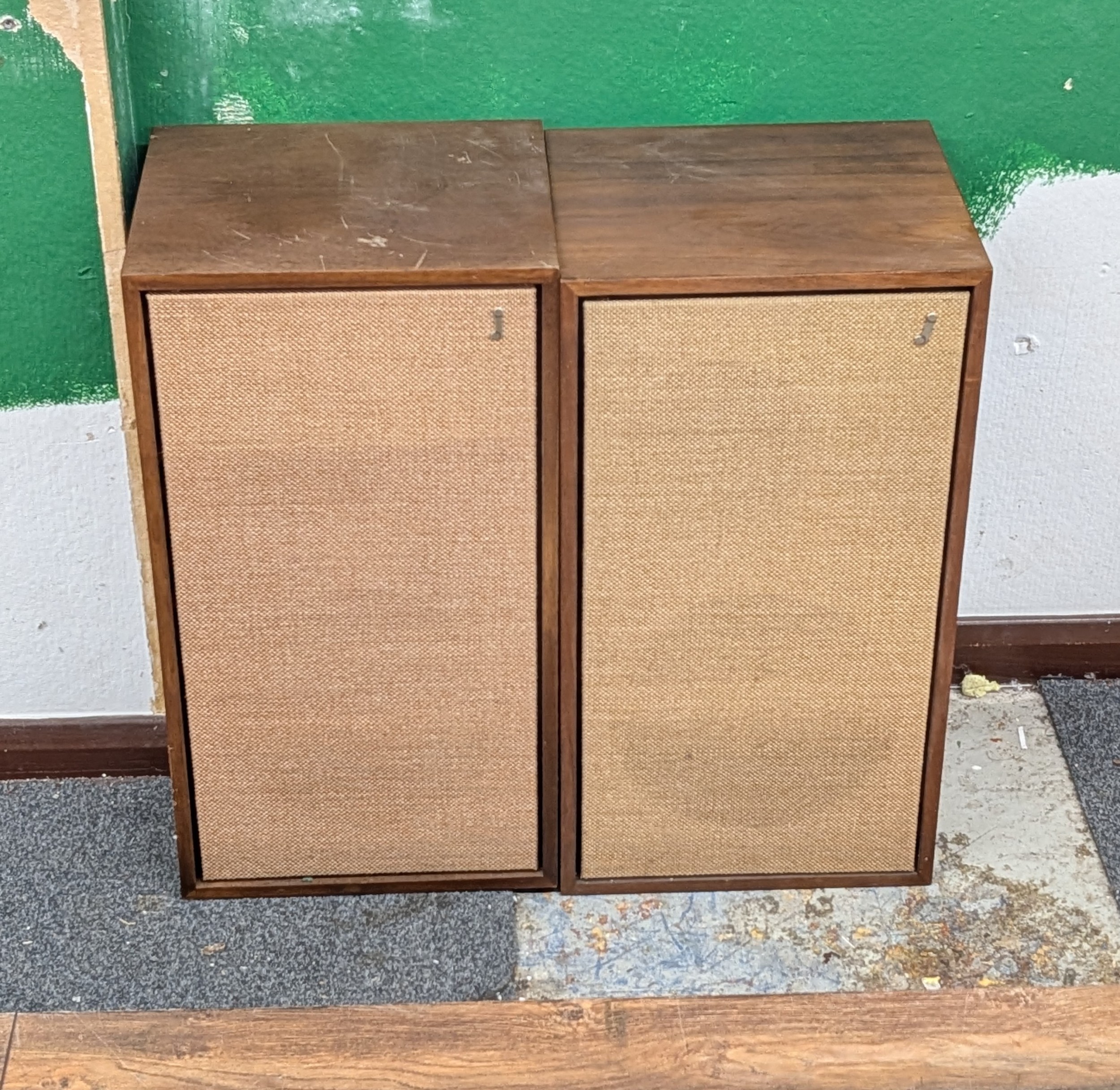 Lot 207