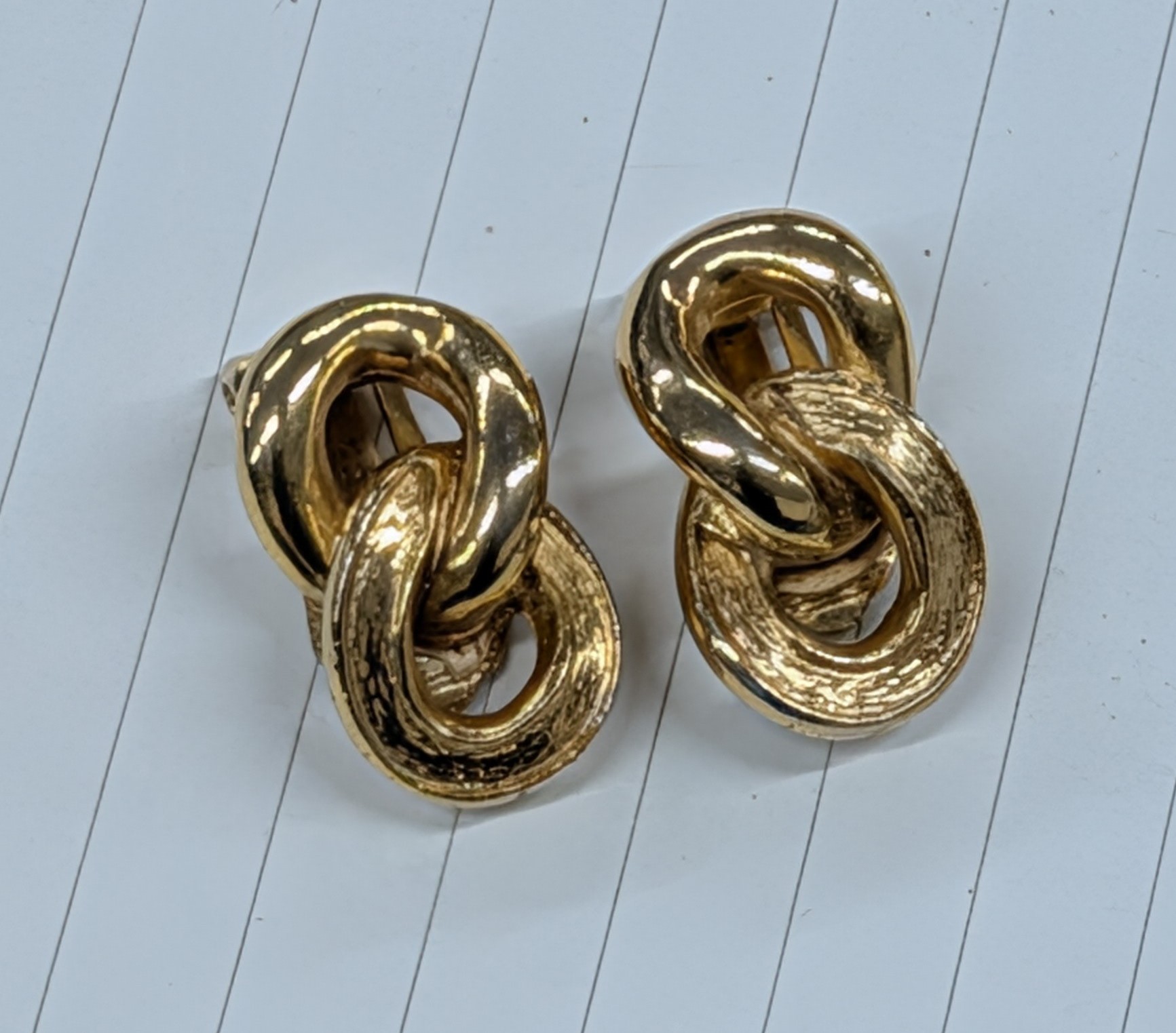 Lot 334