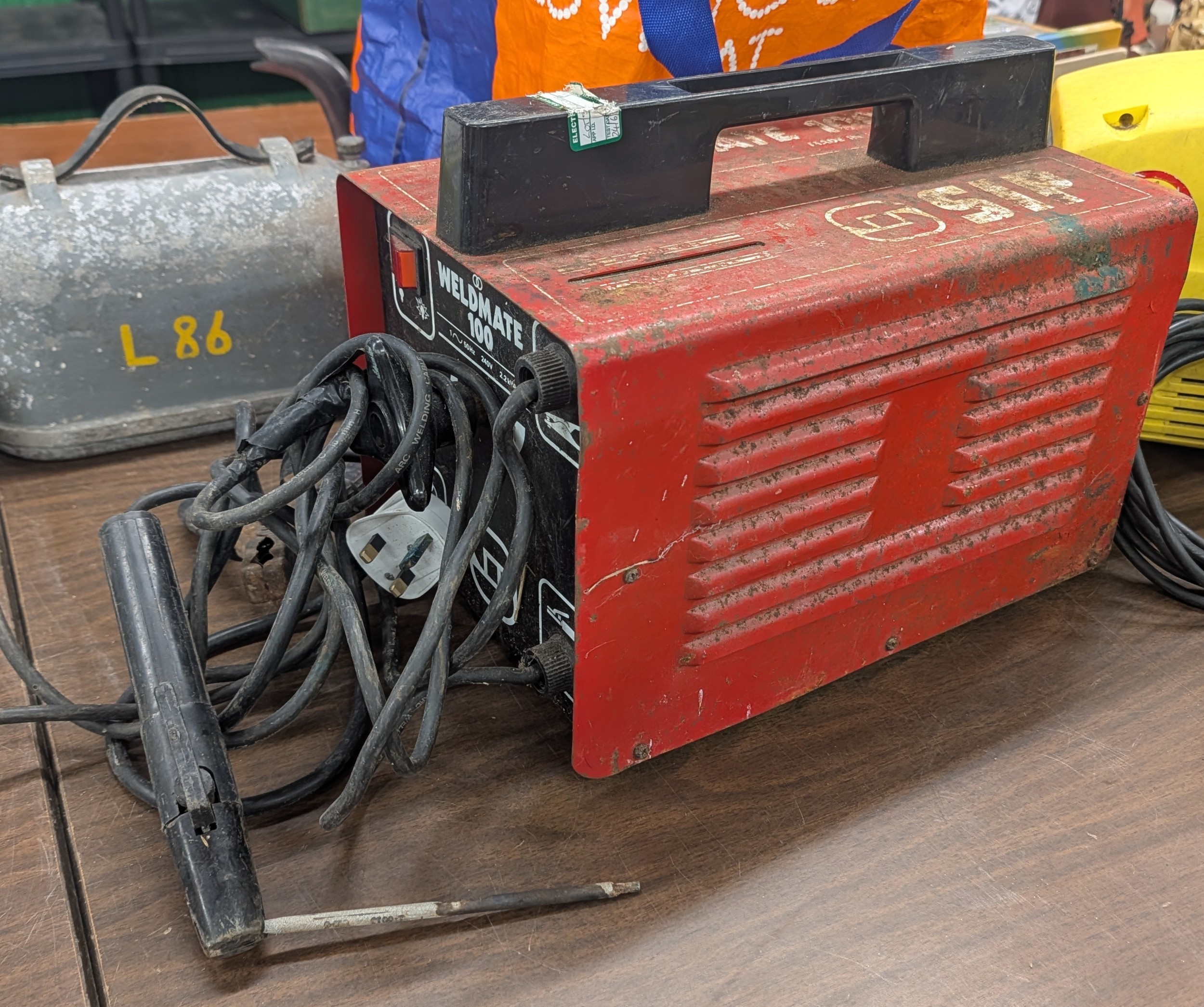 Lot 194