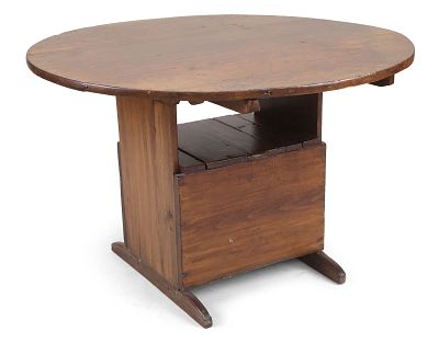 Pine and Poplar Lift-Top Hutch Table. Pine and Poplar Lift-Top Hutch Table Pennsylvania, 19th 