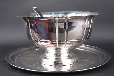 Large Gorham Silver Plated and Fluted Punch Bowl. Large Gorham Silver Plated and Fluted Punch 