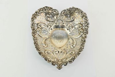 Gorham Sterling Silver Heart Shaped Bowl. Gorham Sterling Silver Heart Shaped Bowl Gorham 
