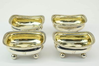Set of Four English Silver Salt Cellar. Set of Four English Silver Salt Cellar Set of Four 