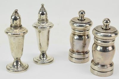 Pair of Sterling Silver Johnmar Pepper Grinders. Pair of Sterling Silver Johnmar Pepper 