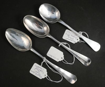 Salem, MA American Silver Tablespoon. Salem, MA American Silver Tablespoon Shell-back spoon 