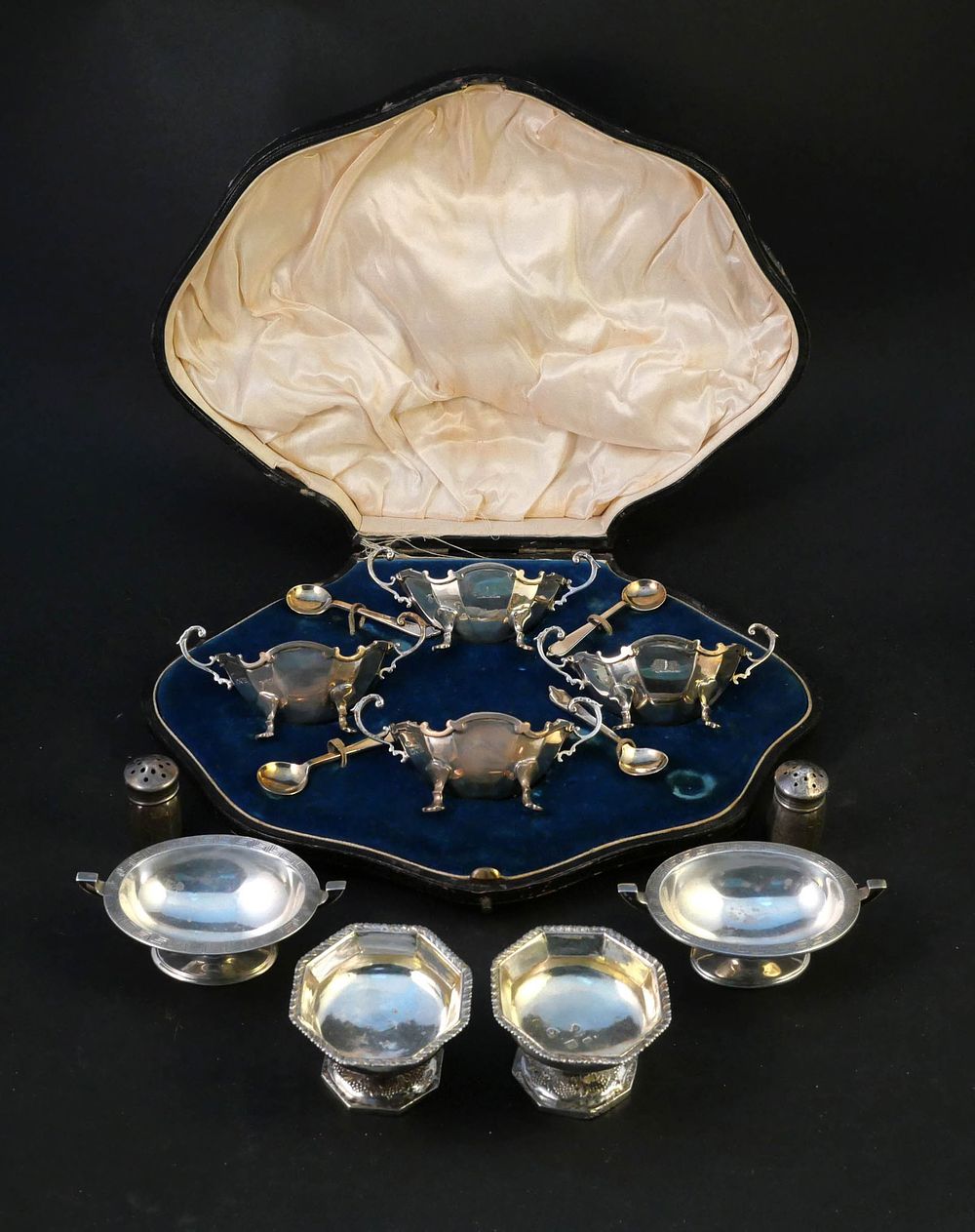 English Gilt Silver Salt Cellar Boxed Set. English Gilt Silver Salt Cellar Boxed Set London. 