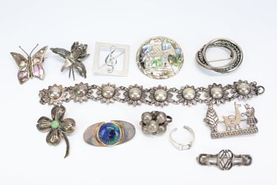 Group of Assorted Sterling Silver Ladies Jewelry. Group of Assorted Sterling Silver Ladies 